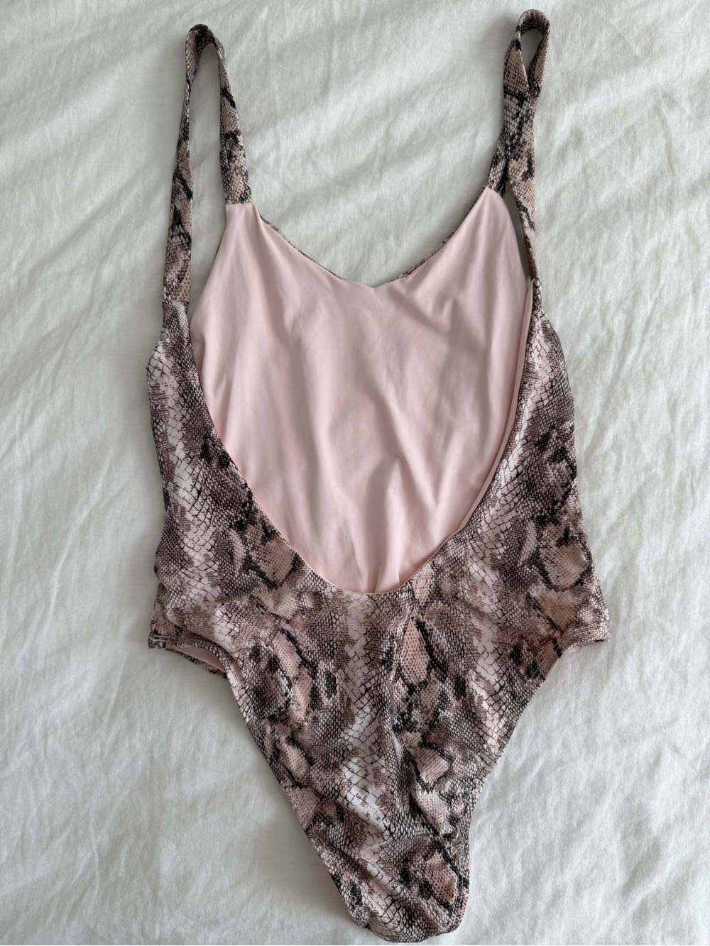 Vitamin A Pink Snakeskin One Piece Swimsuit Low Back XS/S - Picture 4 of 8